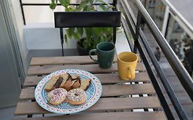 The Little Big Apartment In The Heart Of Heraklion